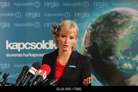 A "Kapcsold ki! II." kampányának sajtótájékoztatója-stock-foto