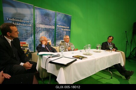 XV. Budapesti Nemzetközi Könyvfesztivál-stock-foto