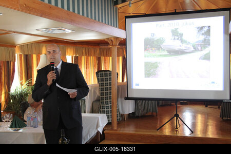 Bemutatták a felújított Lajta monitort-stock-foto