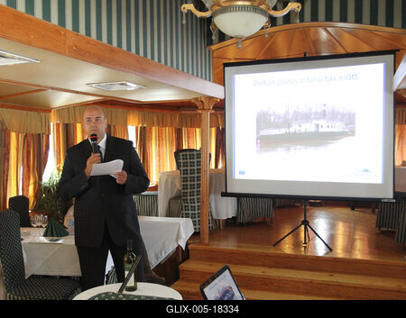 Bemutatták a felújított Lajta monitort-stock-foto