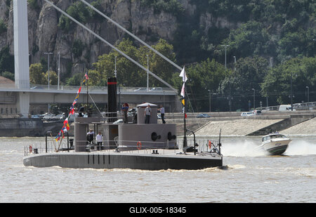 Bemutatták a felújított Lajta monitort-stock-foto