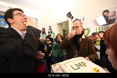 Választás 2010 - Lehet Más a Politika-stock-foto