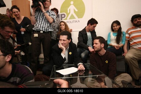 Választások éjszakája - második forduló-stock-foto