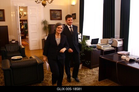 Miroslav Lajcak Budapesten-stock-foto