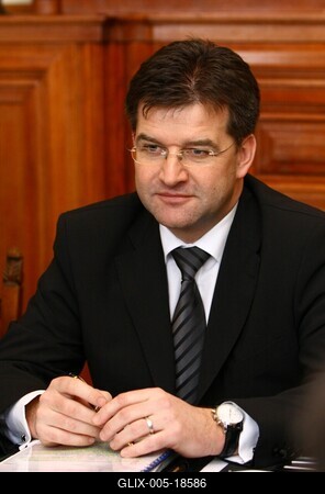 Miroslav Lajcak Budapesten-stock-foto