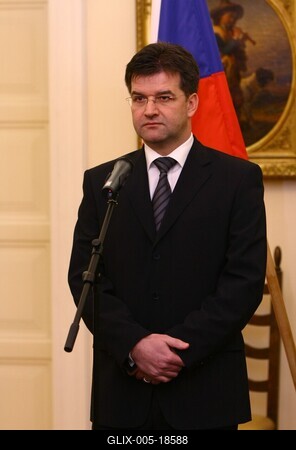 Miroslav Lajcak Budapesten-stock-foto