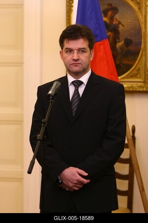 Miroslav Lajcak Budapesten-stock-foto