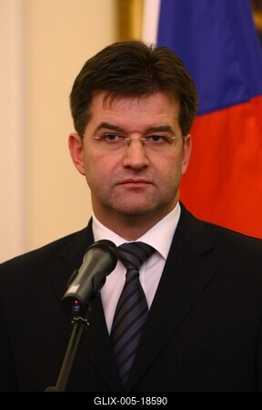 Miroslav Lajcak Budapesten-stock-foto