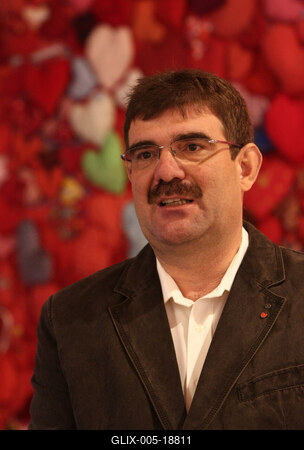 Szociális ellátórendszer - javaslat-stock-foto