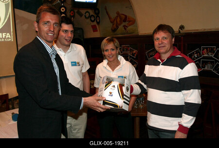 Sajtótájékoztató a Labdarúgó Világbajnokságról-stock-foto