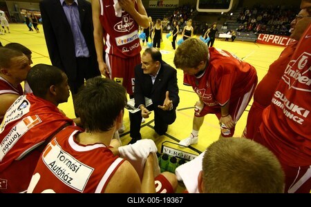 Kerekesszékes kosárlabda gála a SportMax Stadionban-stock-foto