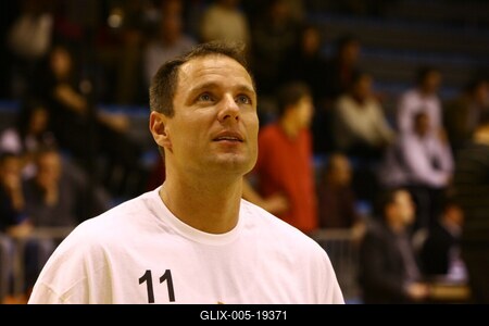 Kerekesszékes kosárlabda gála a SportMax Stadionban-stock-foto