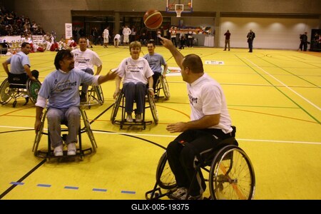 Kerekesszékes kosárlabda gála a SportMax Stadionban-stock-foto