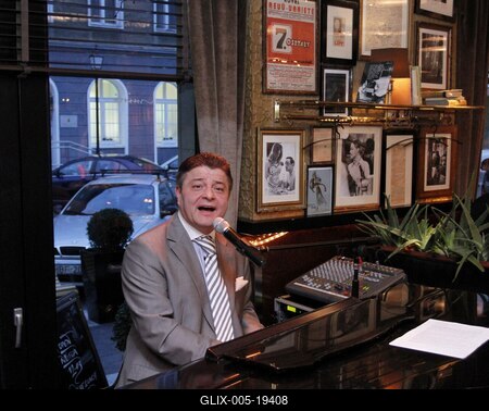 Nyári Károly lemezbemutatója-stock-foto