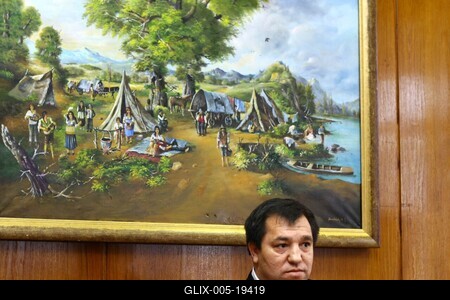 Az Országos Cigány Önkormányzat sajtótájékoztatója-stock-foto