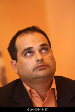 Országos Cigány Önkormányzat sajtótájékoztatója-stock-foto