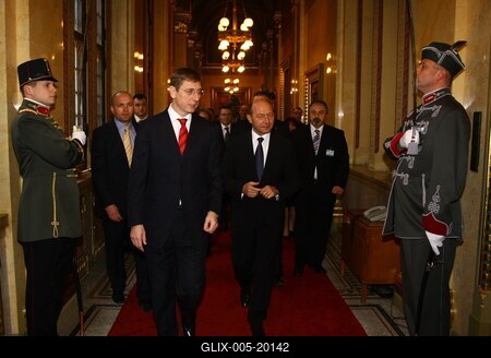 Hazánkba látogatott Traian Basescu román elnök-stock-foto