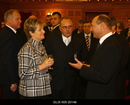 Hazánkba látogatott Traian Basescu román elnök-stock-foto