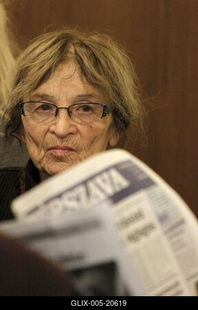 Szép Szó - Népszava-stock-foto