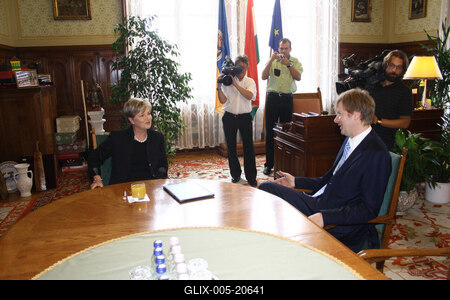 Fodor Gábor visszaadta képviselői mandátumát-stock-foto