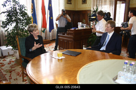 Fodor Gábor visszaadta képviselői mandátumát-stock-foto