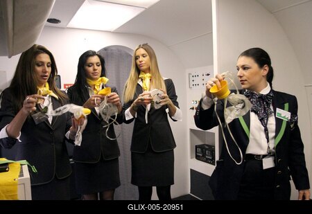 Sztárok a reptéren-stock-foto