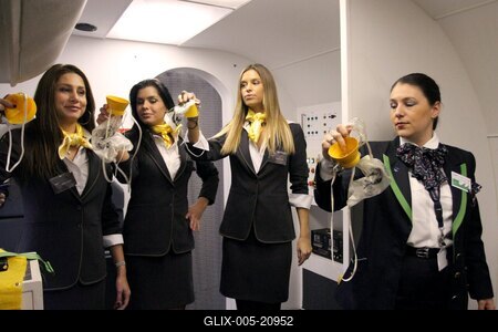 Sztárok a reptéren-stock-foto