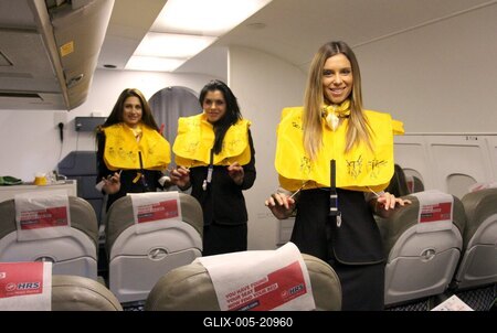 Sztárok a reptéren-stock-foto