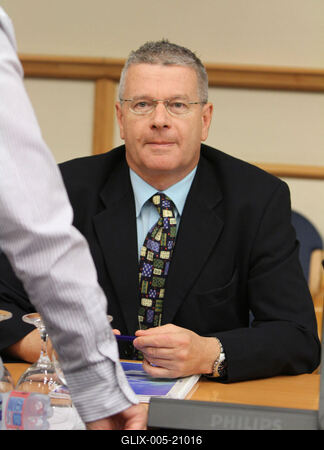 Reptéri biztonság - sajtótájékozttó-stock-foto