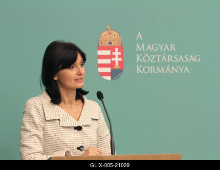 Reptéri biztonság - sajtótájékozttó-stock-foto