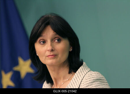 Reptéri biztonság - sajtótájékozttó-stock-foto