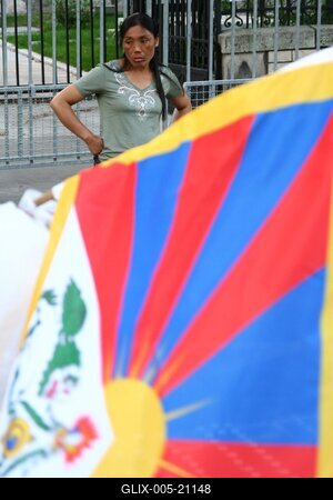 Tüntetés a Kínai Népköztársaság Nagykövetsége előtt-stock-foto