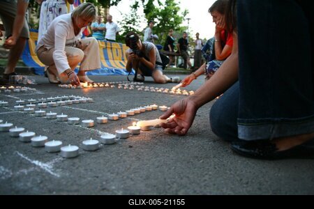 Tüntetés a Kínai Népköztársaság Nagykövetsége előtt-stock-foto