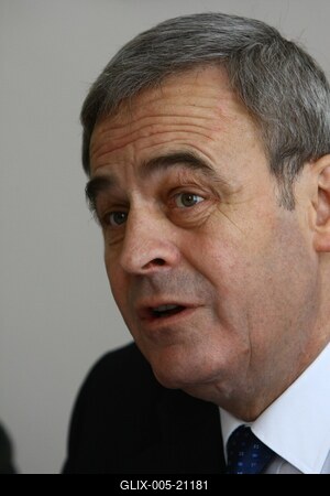 Tőkés László püspök sajtótájékoztatója-stock-foto