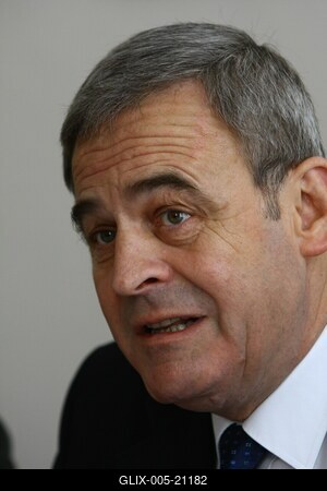 Tőkés László püspök sajtótájékoztatója-stock-foto