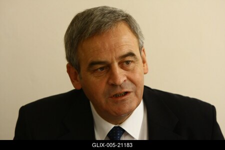 Tőkés László püspök sajtótájékoztatója-stock-foto