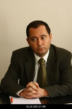 Tőkés László püspök sajtótájékoztatója-stock-foto