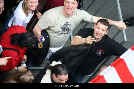 Tüntetés és ellentüntetés az Újlipótvárosban-stock-foto