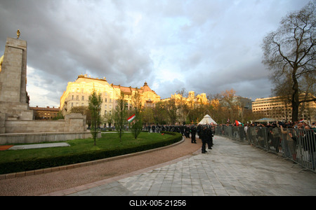 Tüntetés és ellentüntetés az Újlipótvárosban-stock-foto