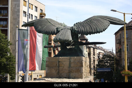 Turulszobor a XII. kerületben-stock-foto