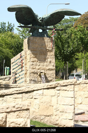 Turulszobor a XII. kerületben-stock-foto