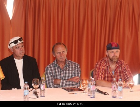 Az "Üvegtigris 3" sajtótájékoztatója-stock-foto