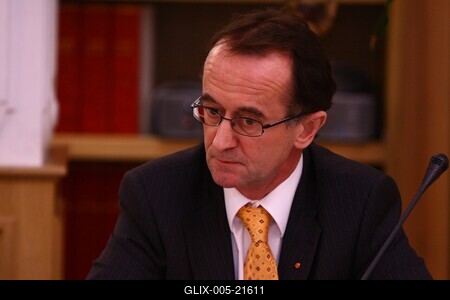 Vállalkozásfinanszírozási szerződések aláírása-stock-foto