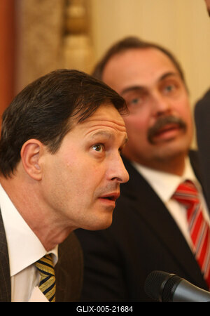 Gazdasági Egyeztető Fórum-stock-foto