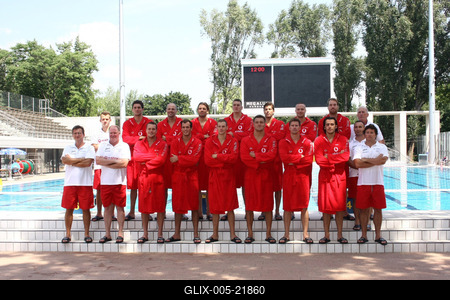 Vízilabdarelikvia-gyűjtés a Hajós Alfréd Sportuszodában-stock-foto