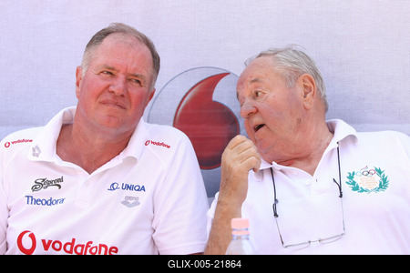 Vízilabdarelikvia-gyűjtés a Hajós Alfréd Sportuszodában-stock-foto