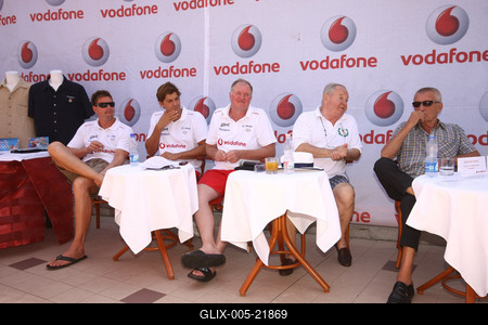 Vízilabdarelikvia-gyűjtés a Hajós Alfréd Sportuszodában-stock-foto