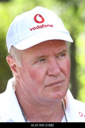 Vízilabdarelikvia-gyűjtés a Hajós Alfréd Sportuszodában-stock-foto