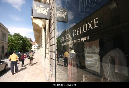 Retrock Deluxe üzlet-stock-foto