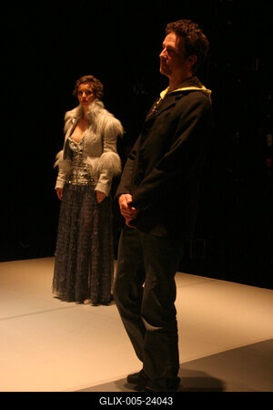 Budapest, 2009.05.12.
Lars von Trier - Christian Lollike: Dogville című darabjának bemutatója a Bárka Színházban Anger Zsolt rendezésésben.

A képen: Szorcsik Kriszta és Dévai Balázs-stock-foto